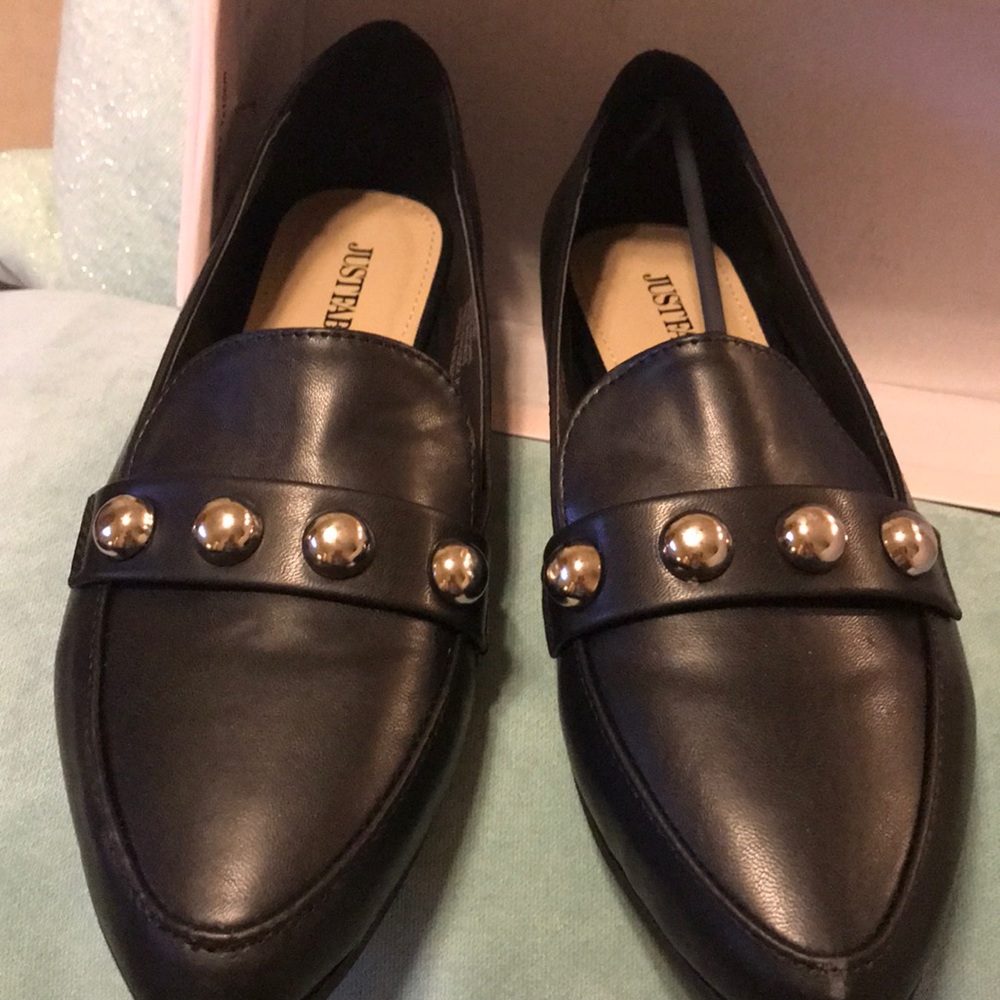 NIB Loafers/flats with silver detail